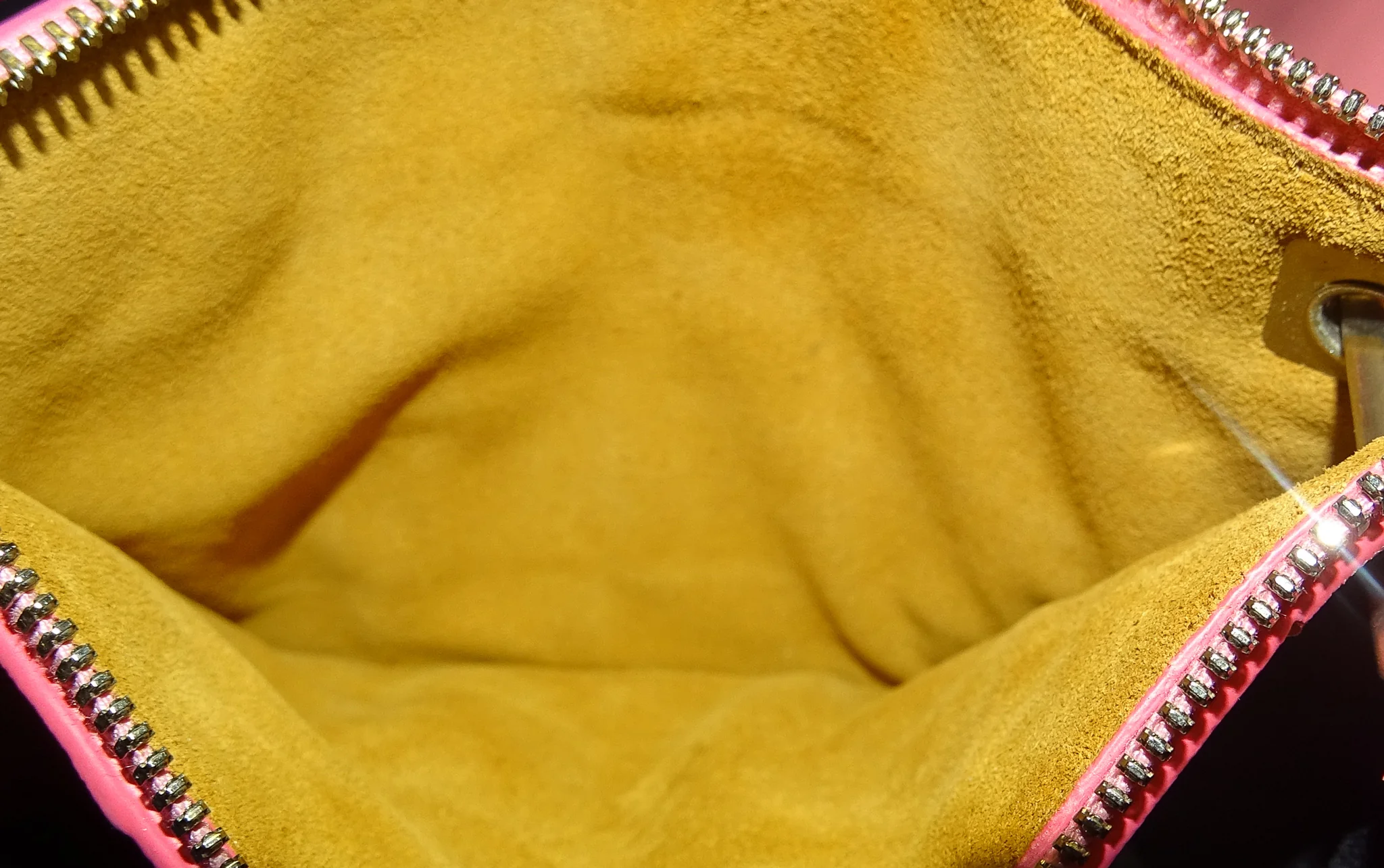 Bottega Veneta Maxi Intrecciato Pouch Rosa - Image 12