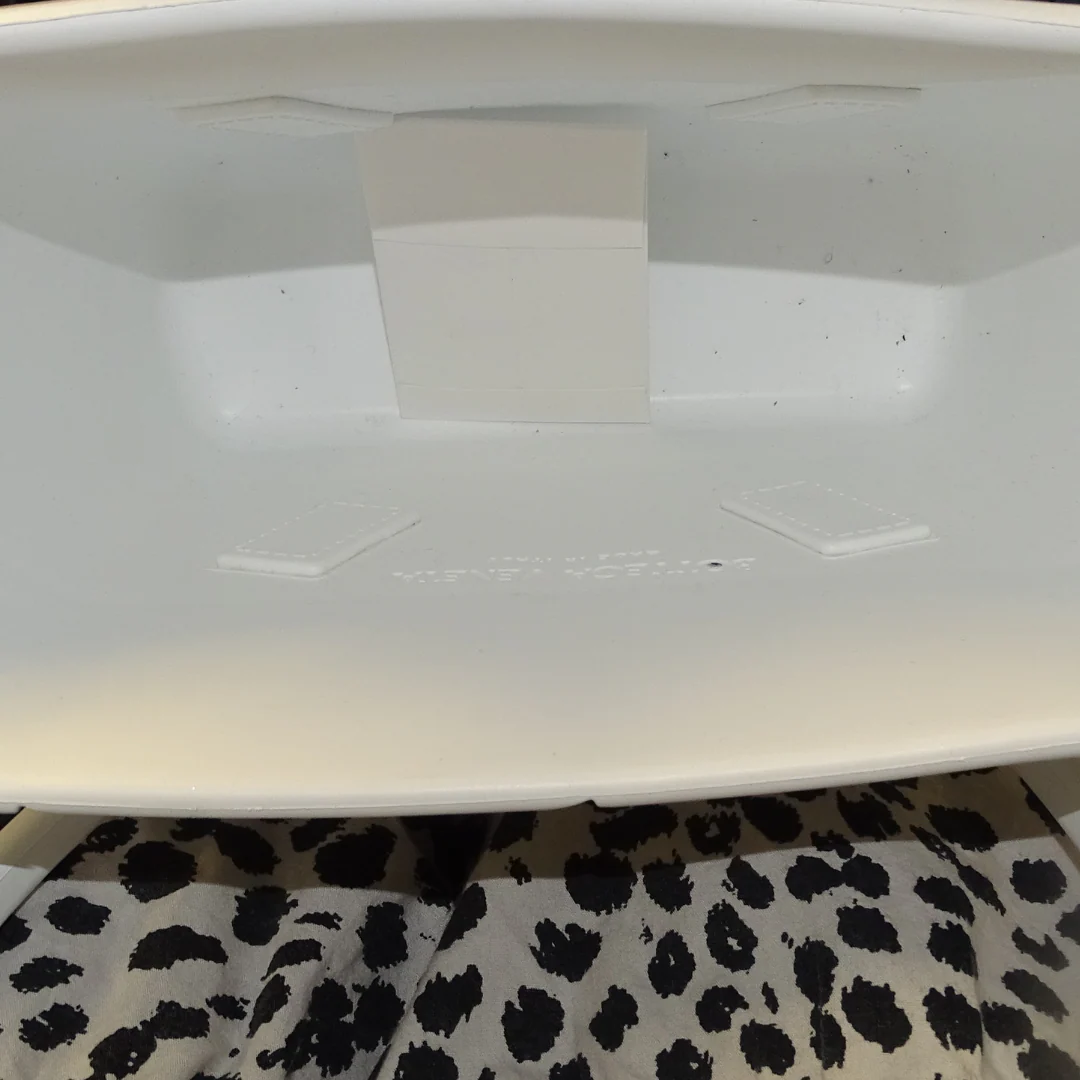 Bottega Veneta White Rubber Mini Acro Tote - Image 9