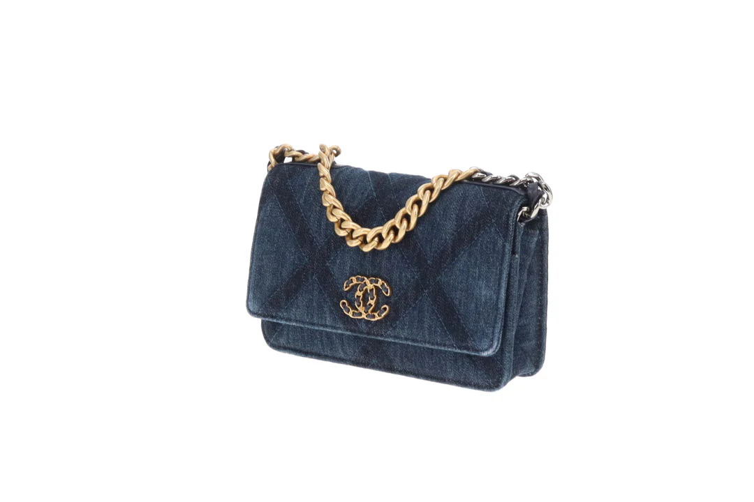 Chanel Wallet On Chain Chanel 19 Denim - Image 13