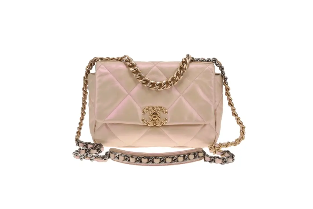 Chanel 19 Iridescent Leather Small (NFID) - Image 3