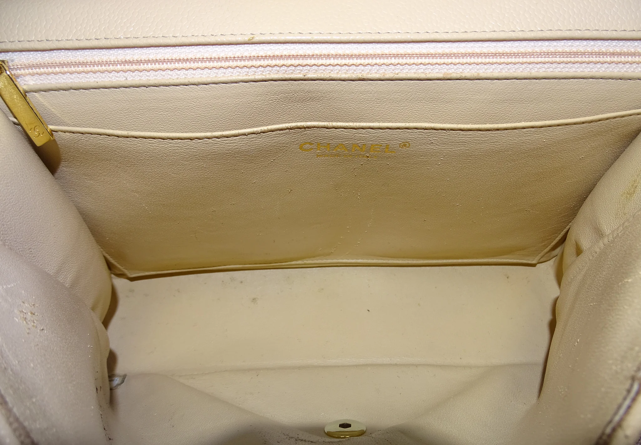 Chanel Classic Jumbo Single Flap Beige Caviar GHW 2009/10 (13 series) - Image 16
