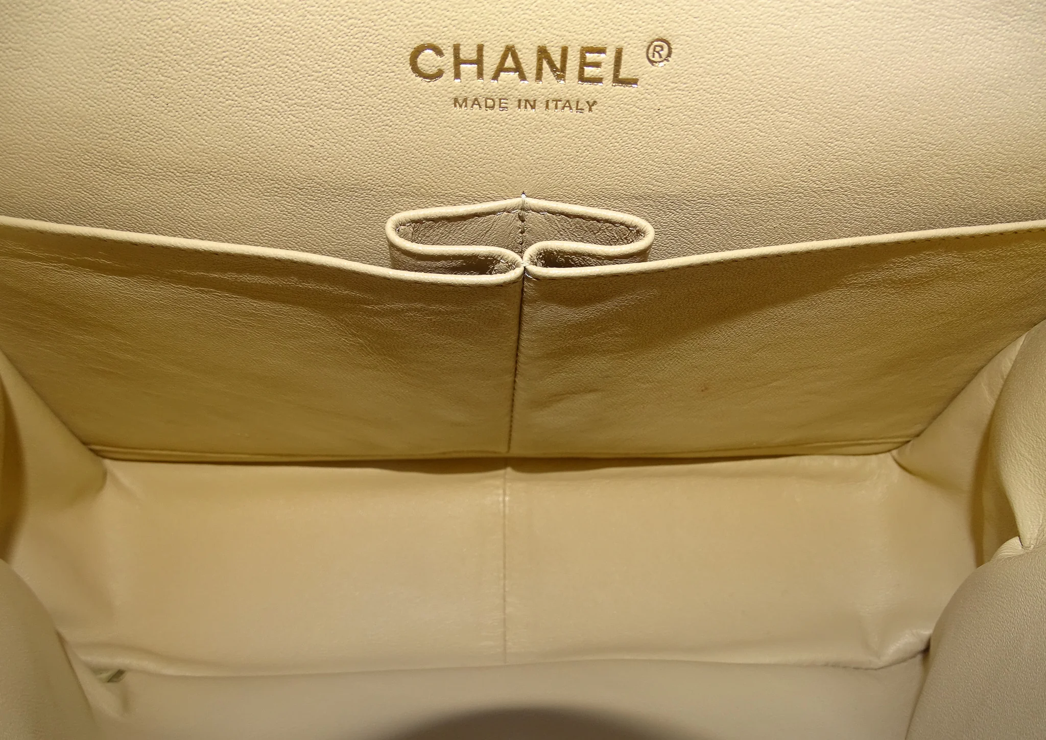Chanel Classic Jumbo Double Flap Beige Lambskin GH 2010/11 - Image 12