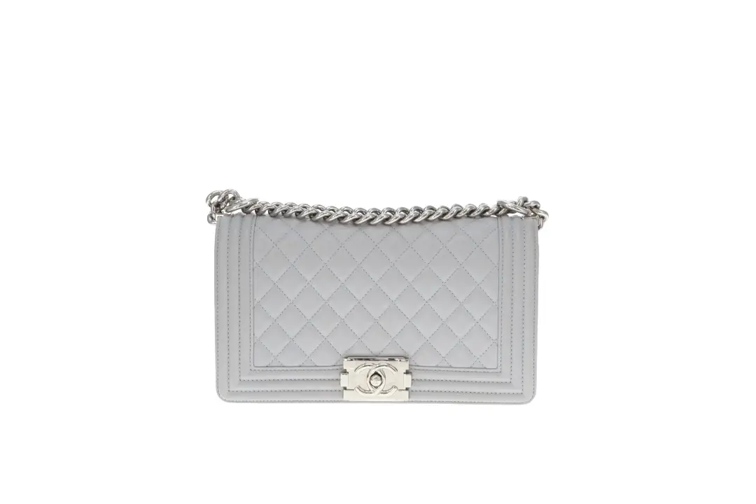 Chanel Boy Bag New Medium Grey Lambskin SHW 2017/18 - Image 4