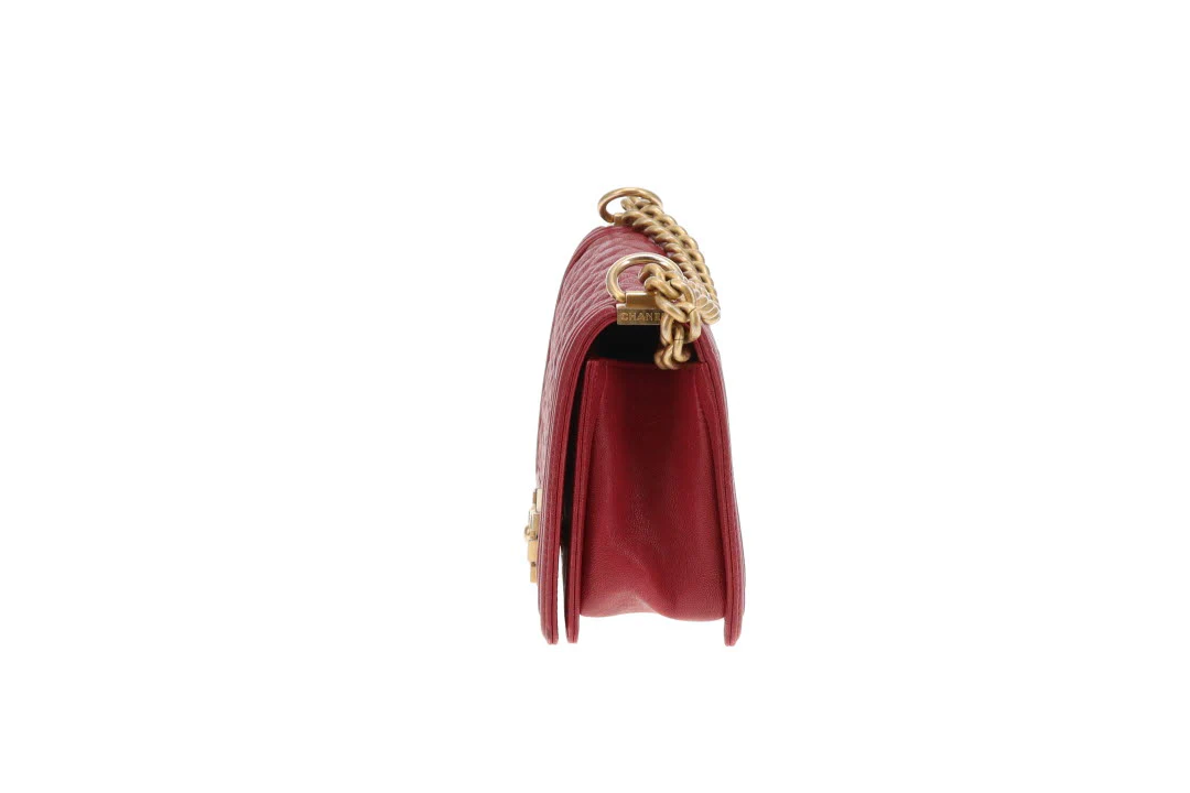 Chanel Boy Bag New Medium In Red Soft Caviar 2018/19 - Image 9