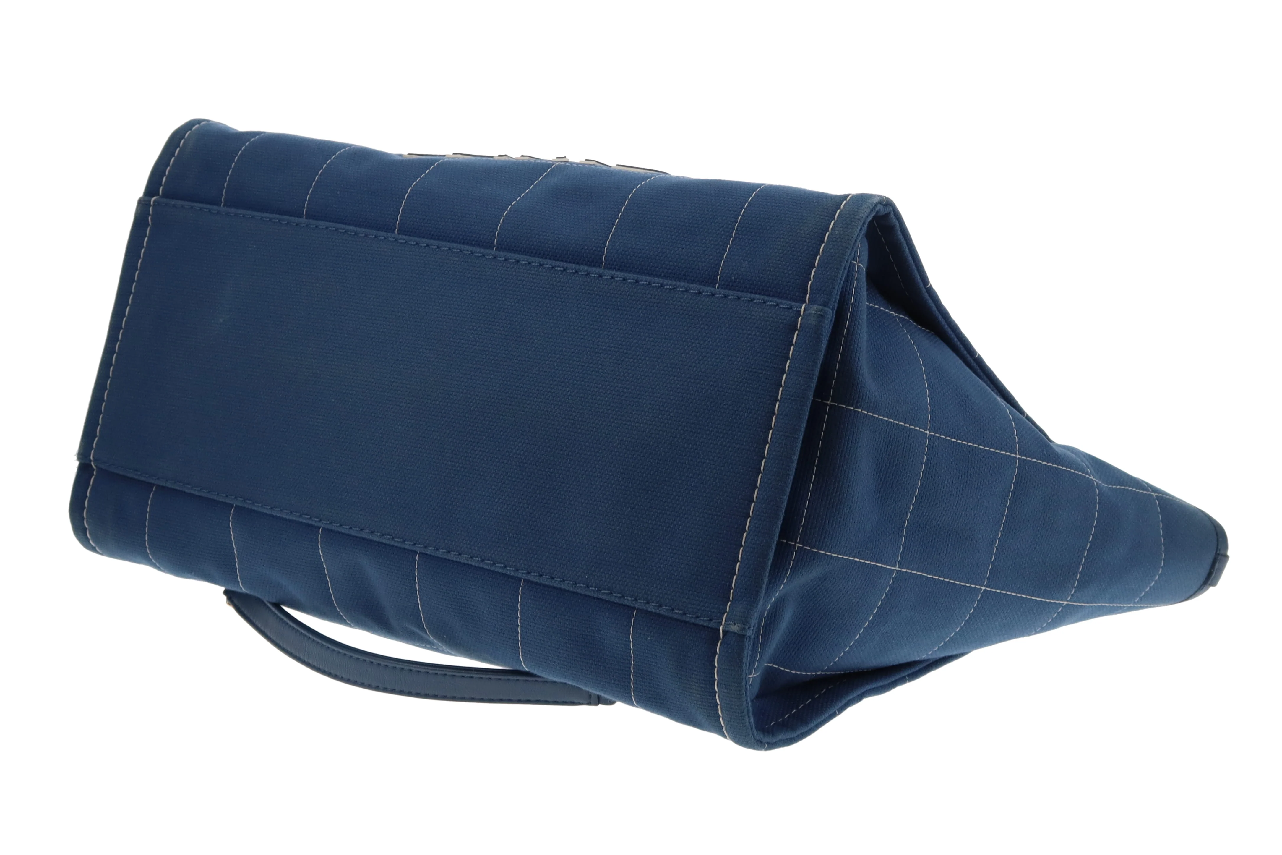Chanel Deauville Large Denim Blue Shopping Tote 2023 - Image 12
