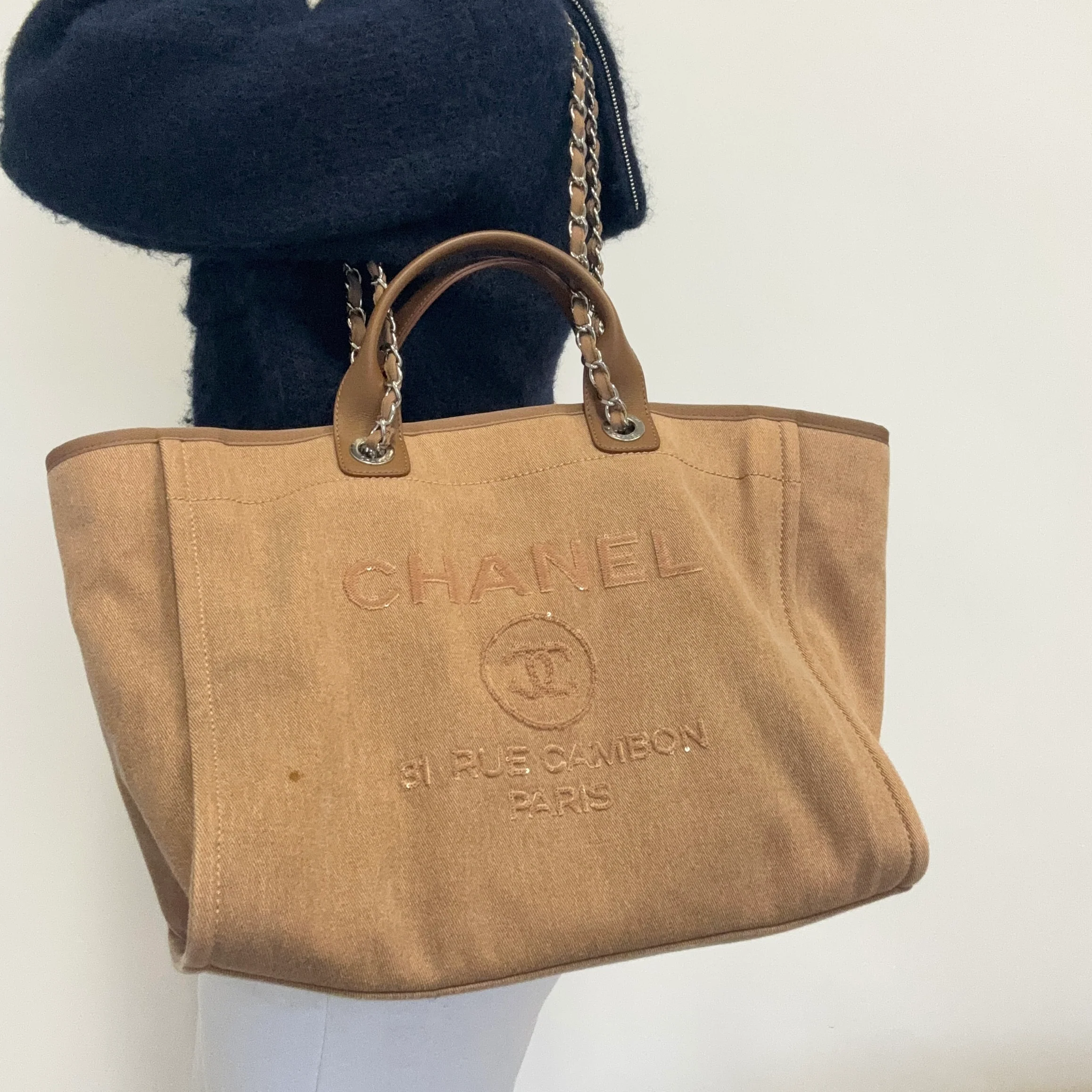 Chanel Deauville Tote Beige With Sequin Logo 23 Series - Image 2