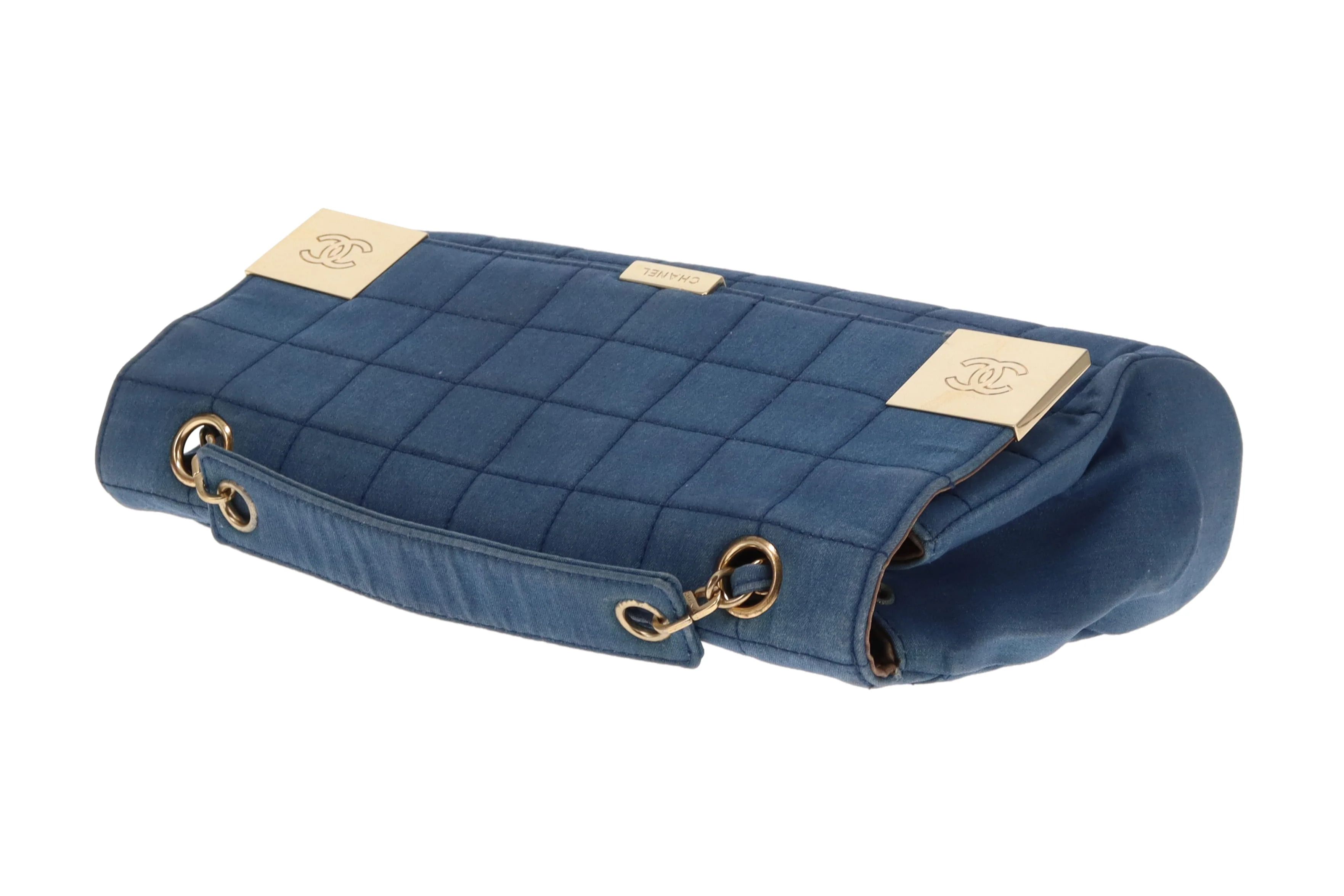 Chanel Denim Flap Bag In Square Quilt & Gold Hardware Vintage - Image 14