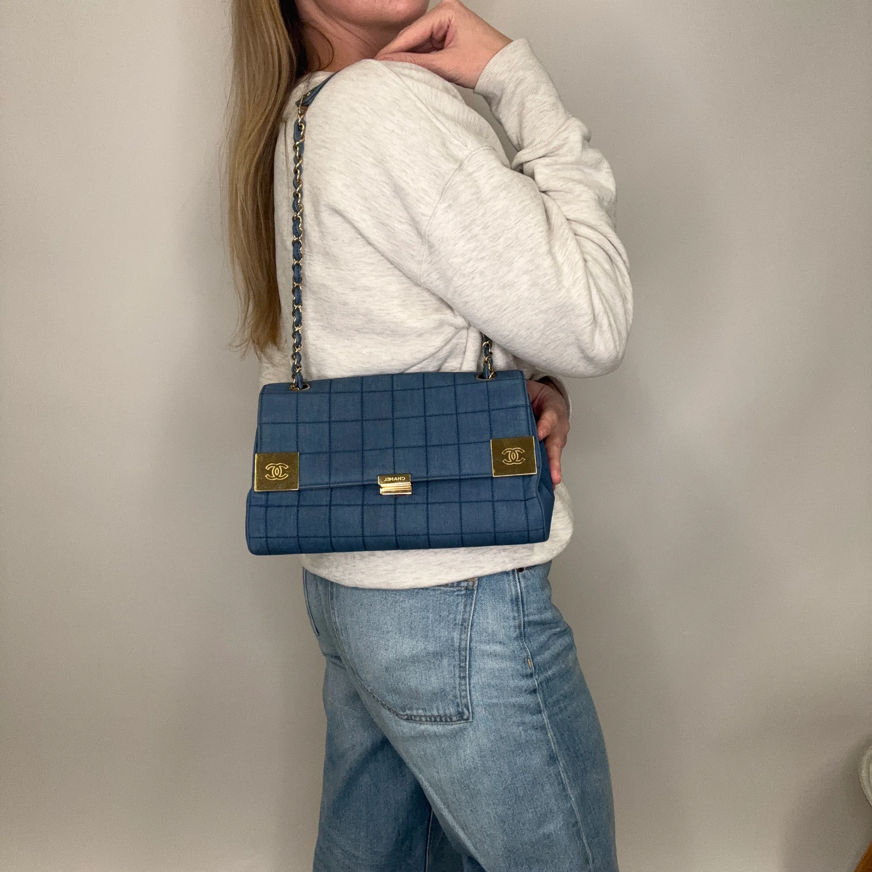 Chanel Denim Flap Bag In Square Quilt & Gold Hardware Vintage - Image 2