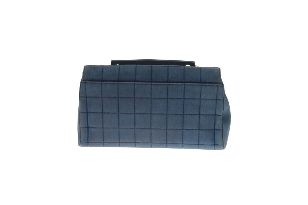 Chanel Denim Flap Bag In Square Quilt & Gold Hardware Vintage - Image 8