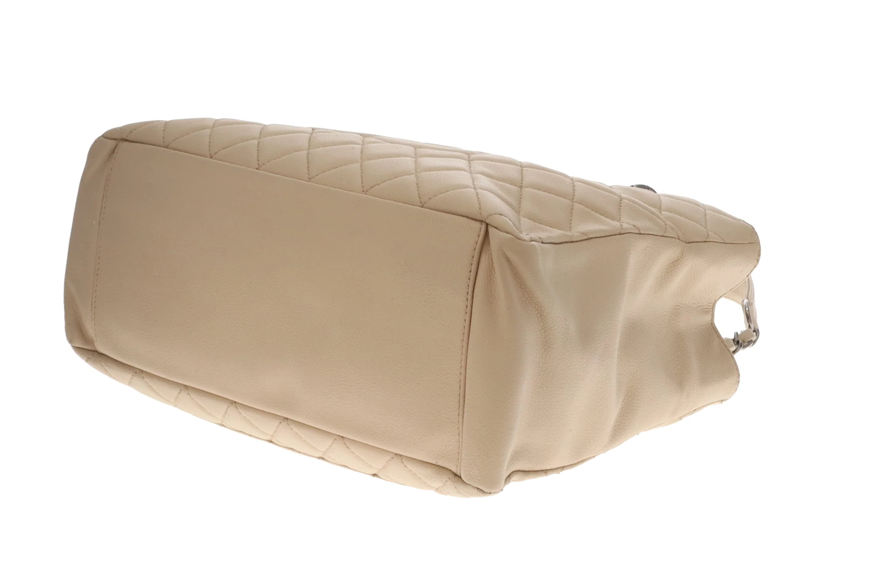 Chanel GST Light Beige New Model With Ruthenium Hardware 2009 - Image 9