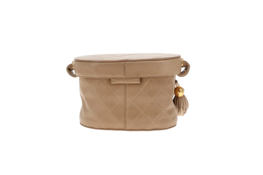 Chanel Tassel Vanity Bag Beige Quilted Lambskin Vintage - Image 7