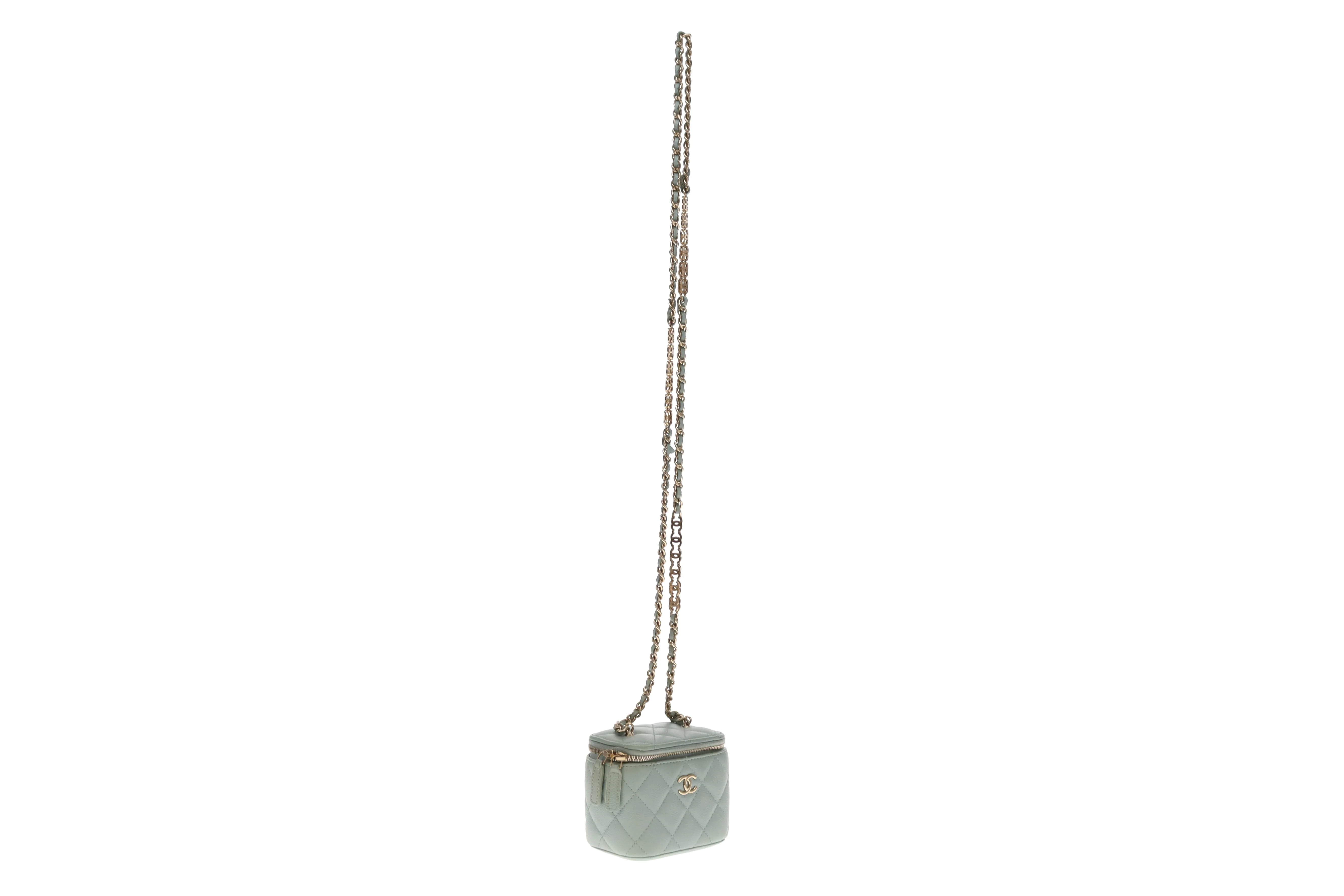Chanel Vanity Mini Duck Egg Blue Caviar CC Chain Detail 2021 - Image 7
