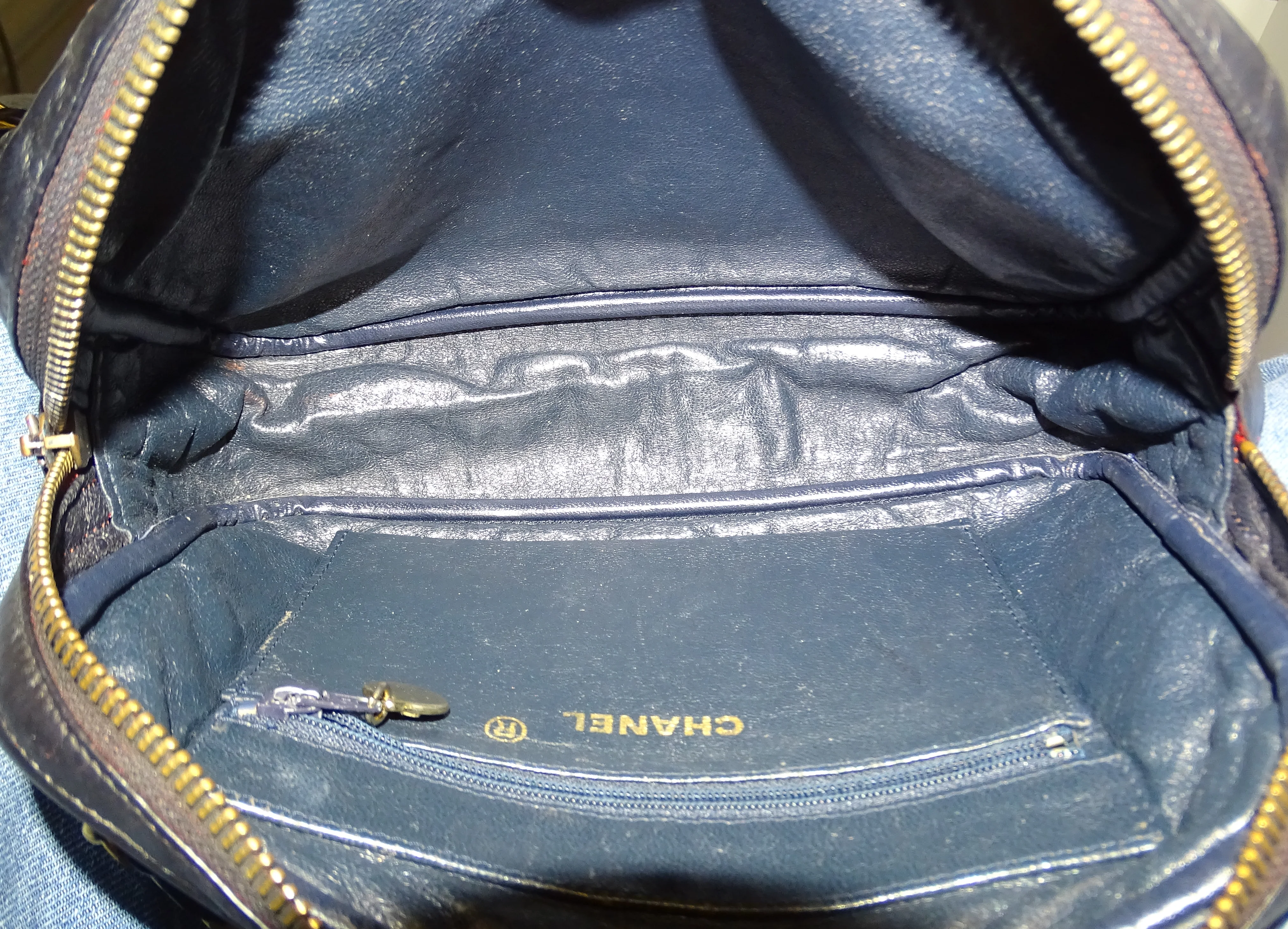 Chanel Vintage Camera Bag With Chain 1989/91 - Image 16