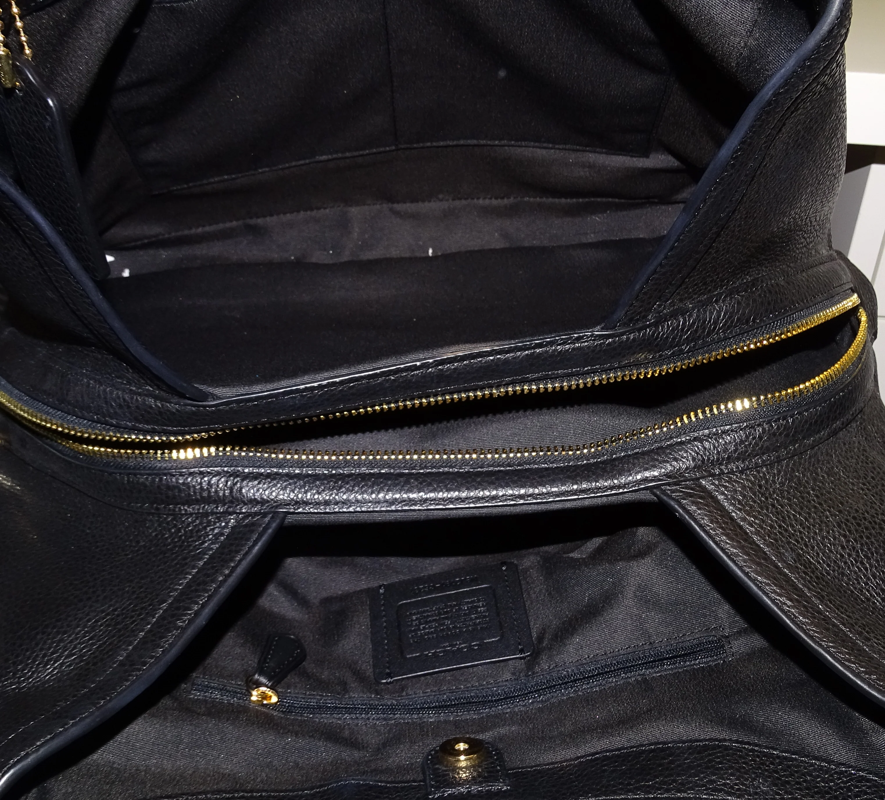 Coach Kristy Shoulder Bag Black - Image 10
