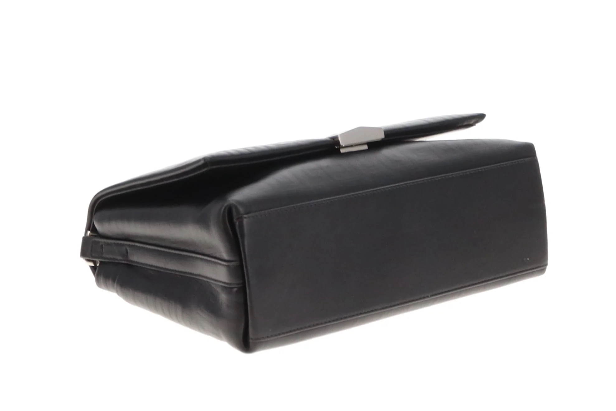 Givenchy 4G Shoulder Bag Soft Leather - Image 7