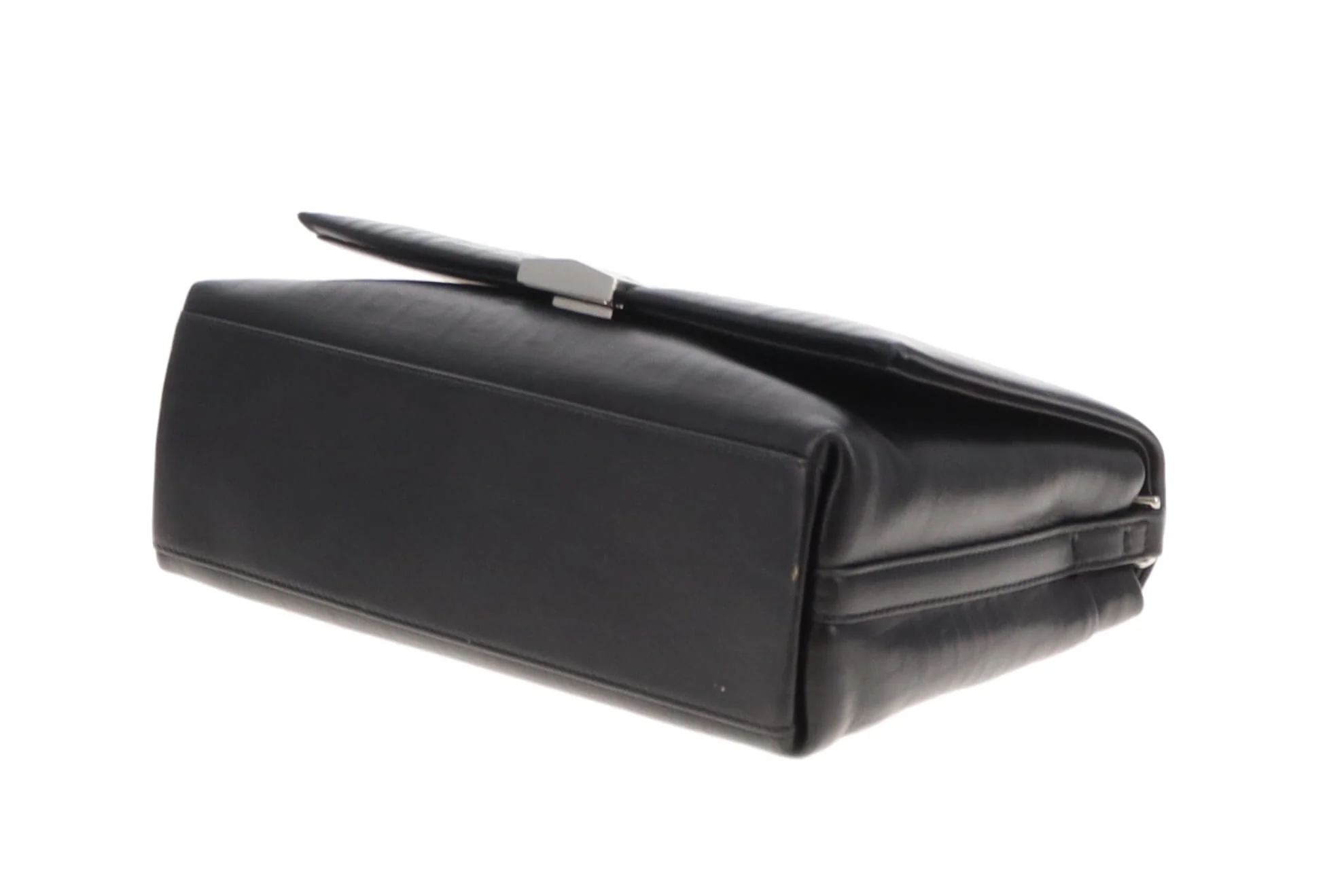 Givenchy 4G Shoulder Bag Soft Leather - Image 8