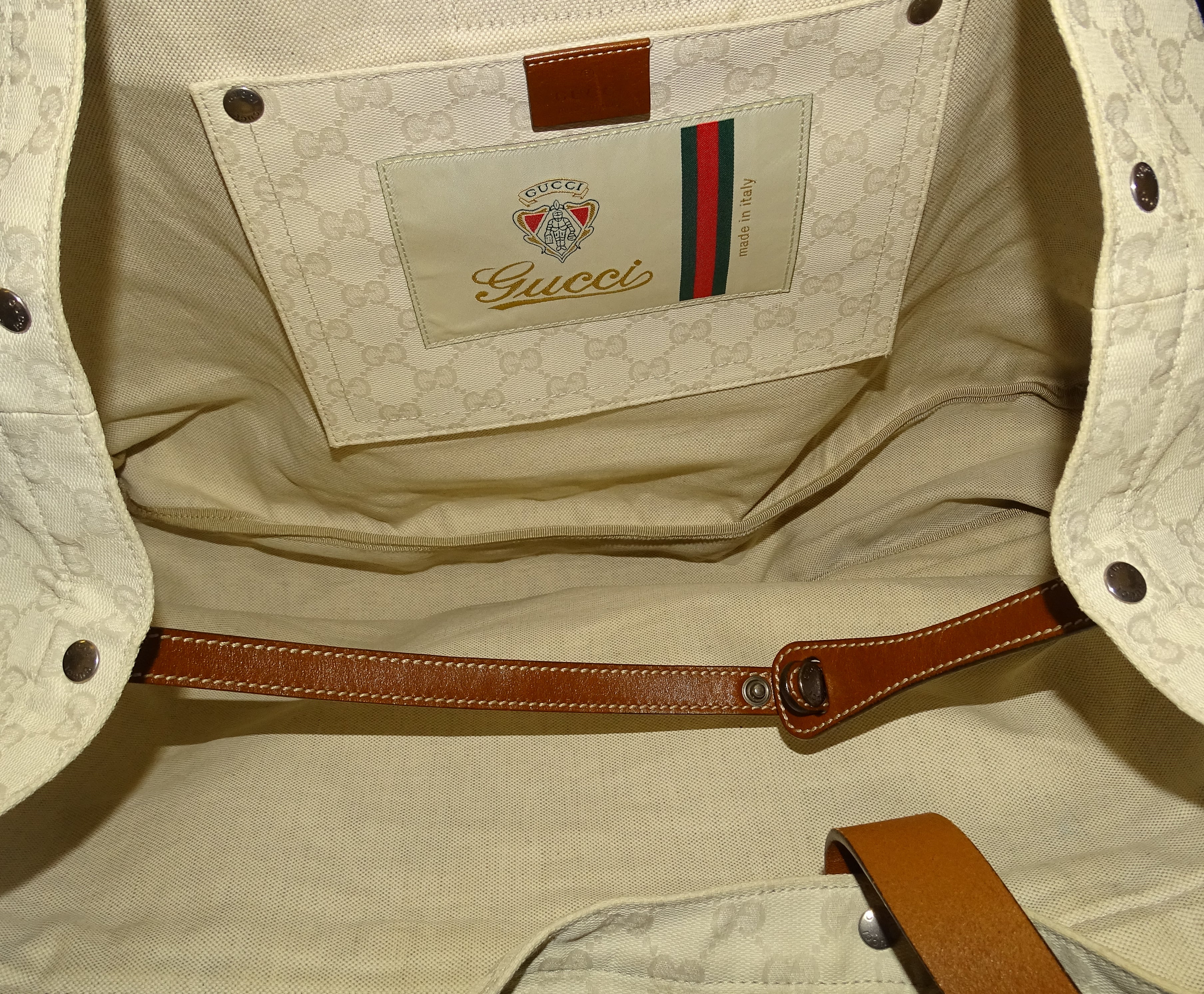 Gucci Emblem XL Shopper Tote In White GG Canvas - Image 10