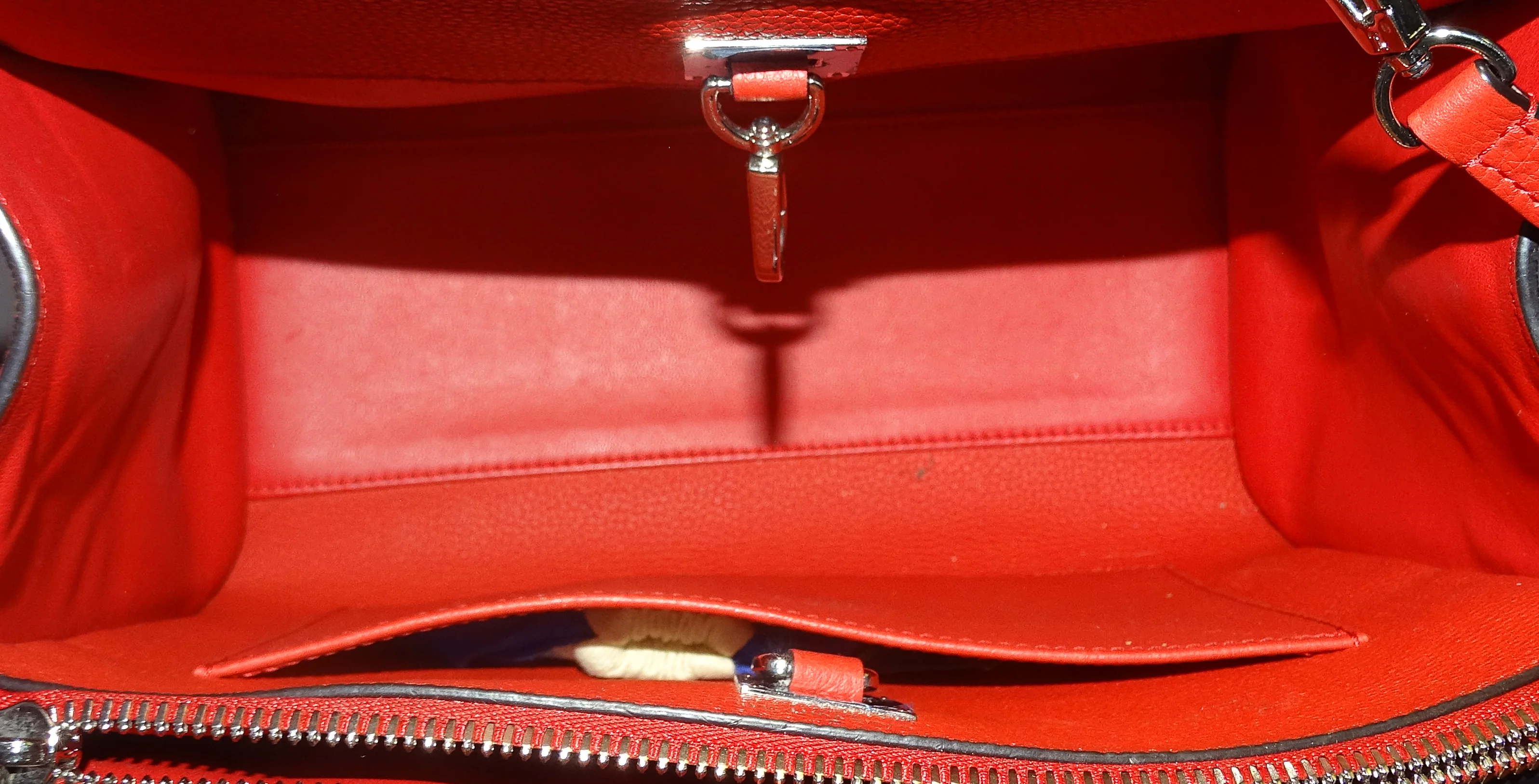 Louis Vuitton City Steamer PM Rubis - Image 9