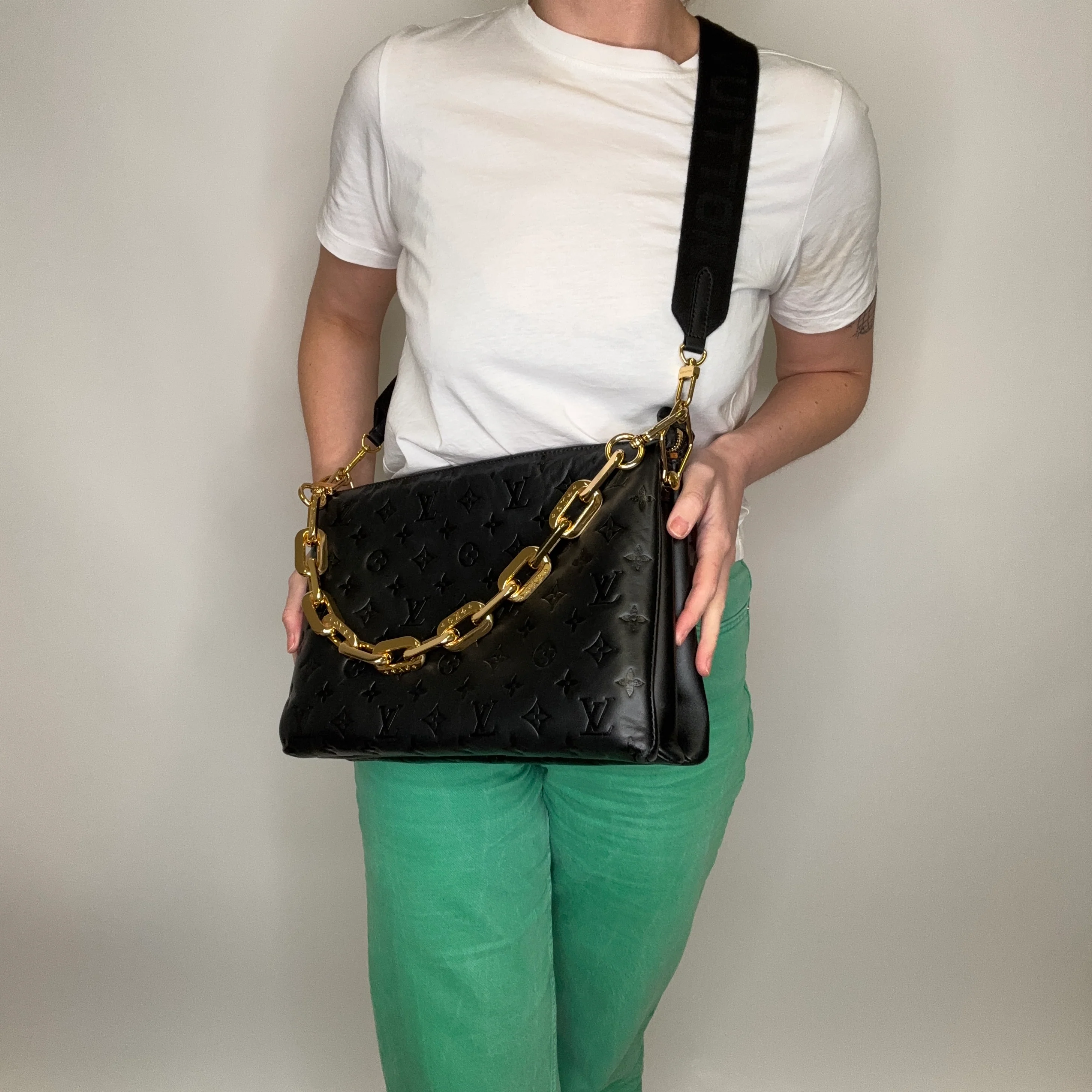 Louis Vuitton Coussin Noir MM (NFID) - Image 2