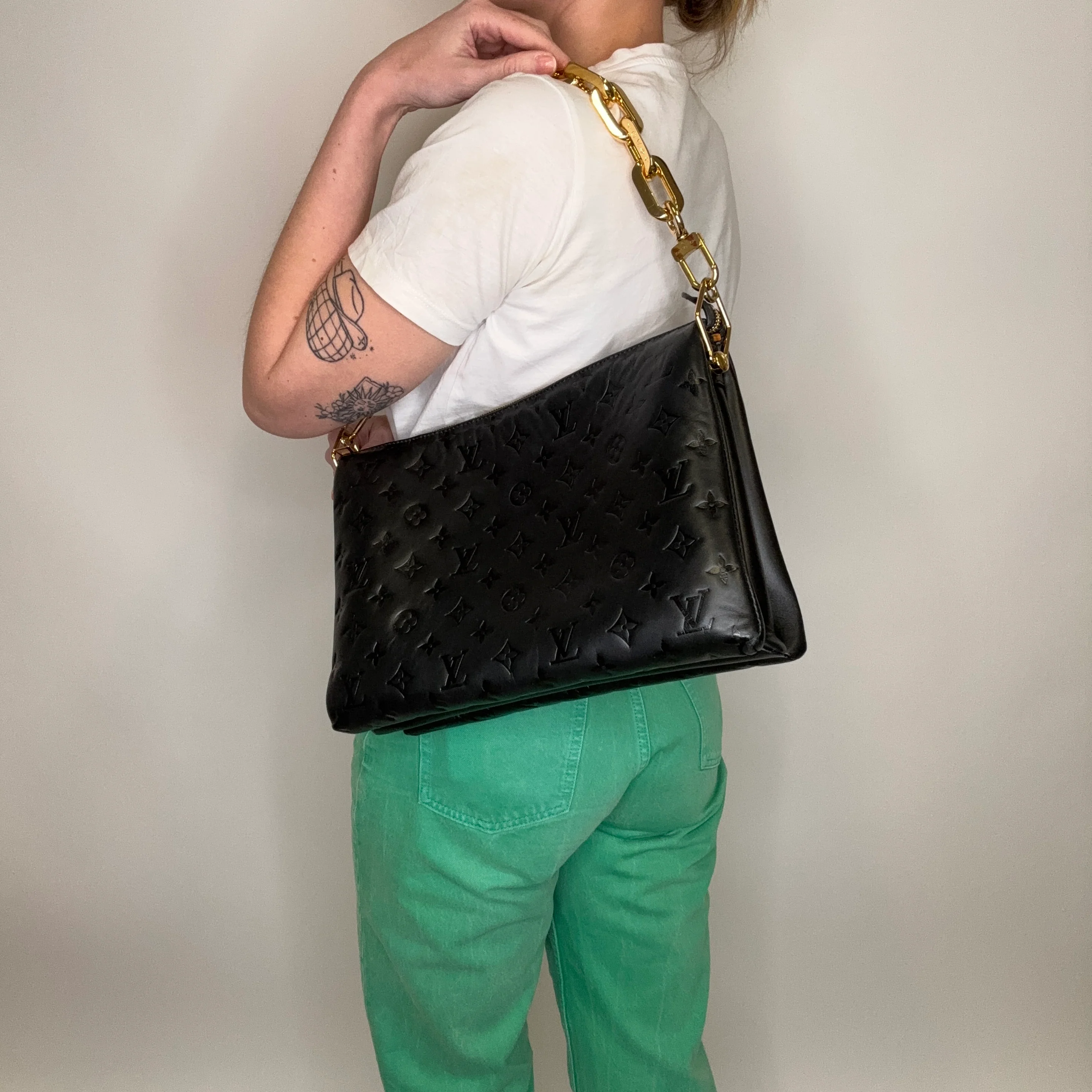Louis Vuitton Coussin Noir MM (NFID) - Image 3