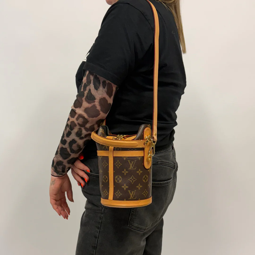 Louis Vuitton Duffle Monogram DU4139 - 2019 - Image 2