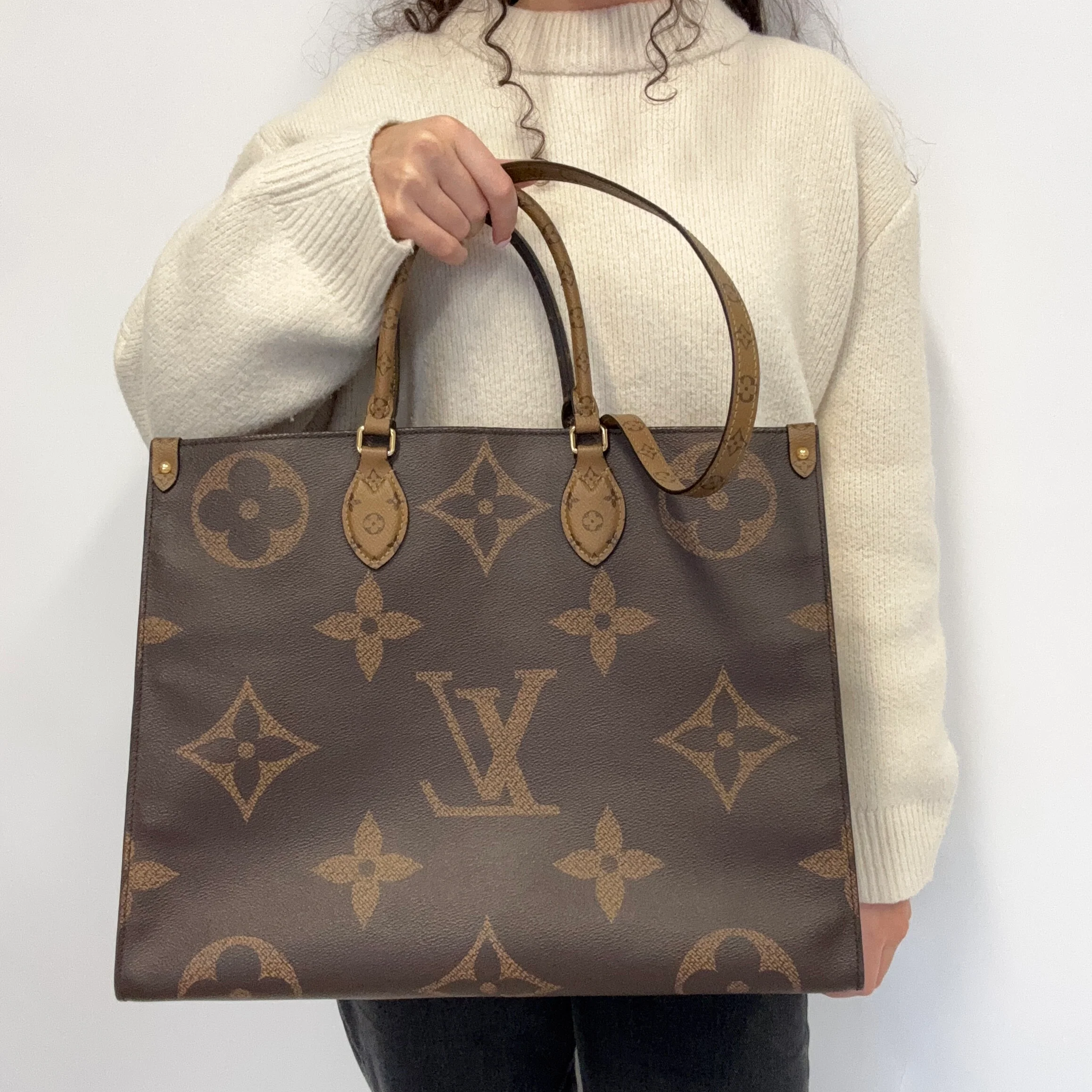 Louis Vuitton On The Go Tote GM NZ2119 - Image 3