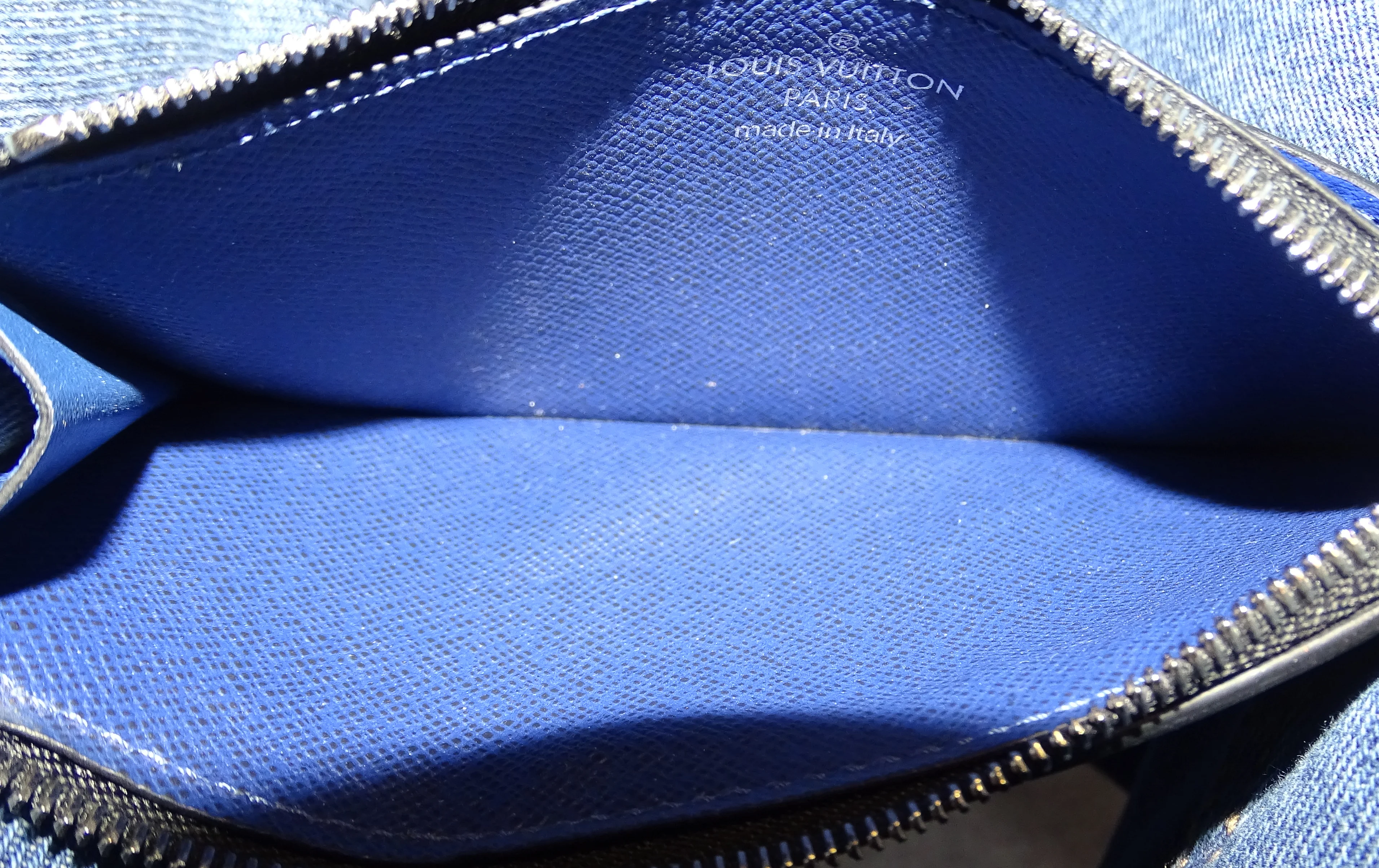 Louis Vuitton Pocket Organiser In Cobalt Taigarama Monogram - Image 11