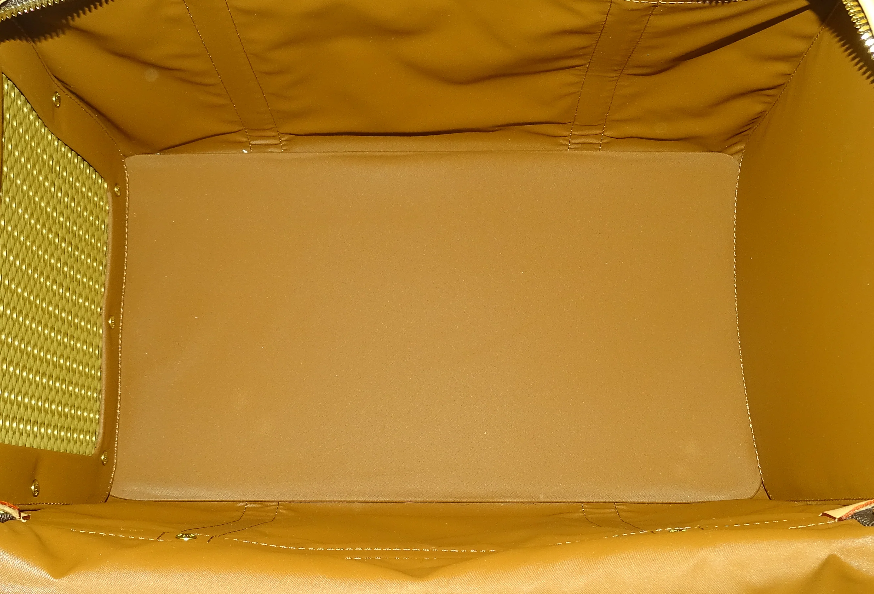 Louis Vuitton Sac Chien 40 Monogram TJ3270 - 2020 - Image 8