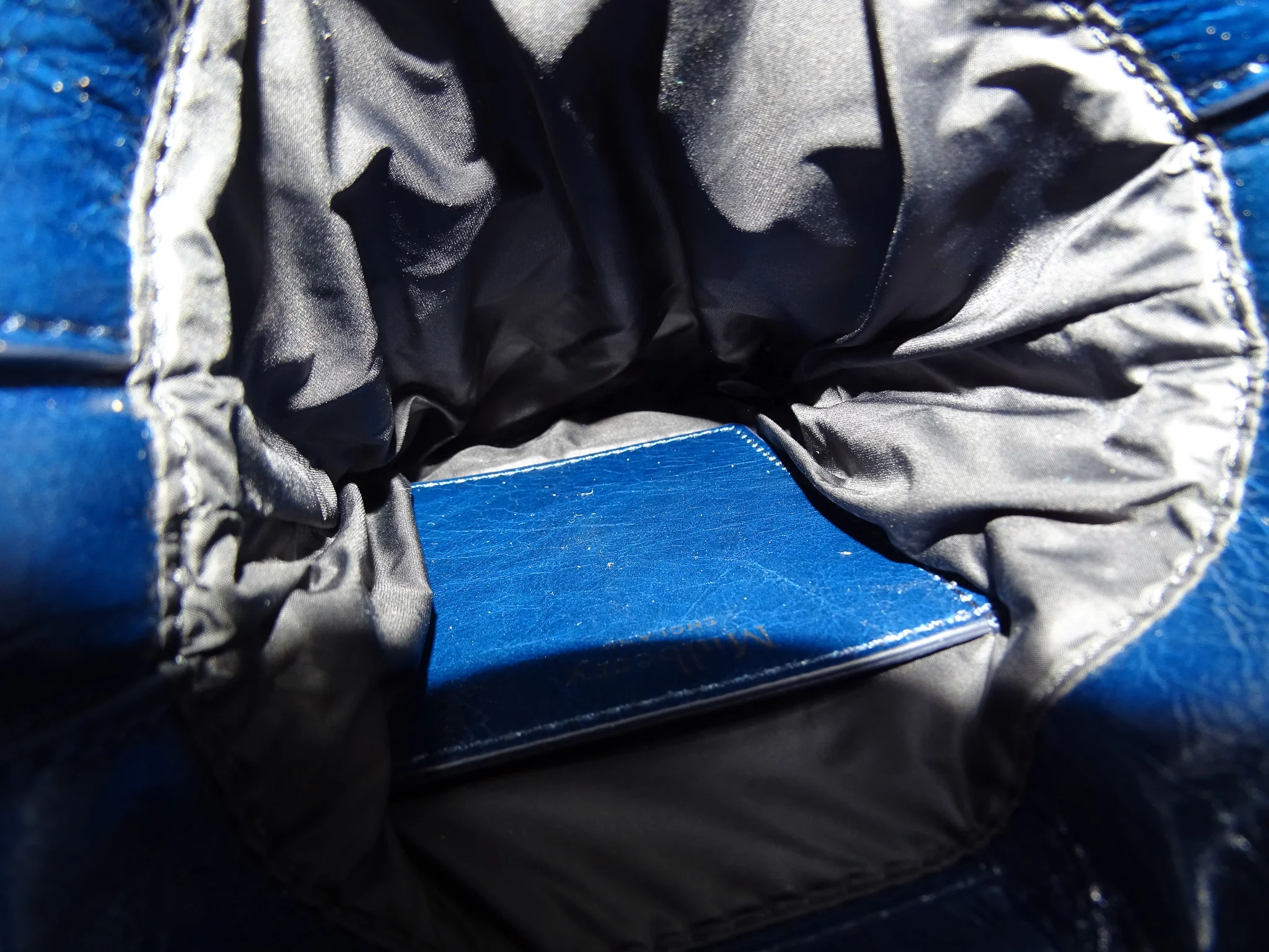 Mulberry Softie Phone Pouch In Sapphire Smooth Glossy - Image 12