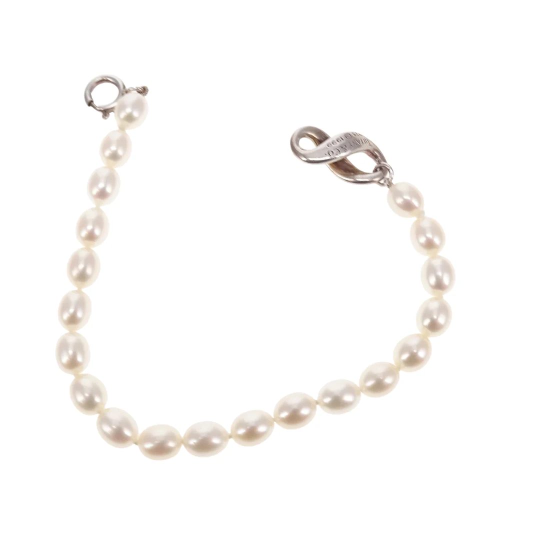 Tiffany & Co Infinity Link Bracelet Pearl and Sterling Silver - Image 5